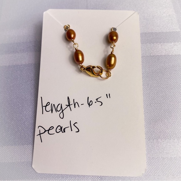 Pearl Bracelet - Picture 2 of 3